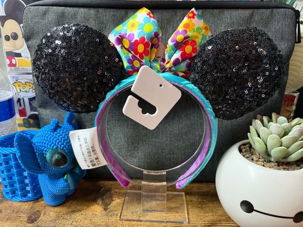 Disney Parks Pop Century Resort Minnie Mouse Sequin Record Ears Headband - Picture 2 of 3